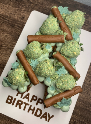 11 Marijuana Leaf Cake | Cake Fine Pastry
